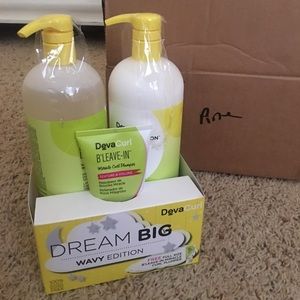 DEVACURL shampoo & conditioner & styling cream set